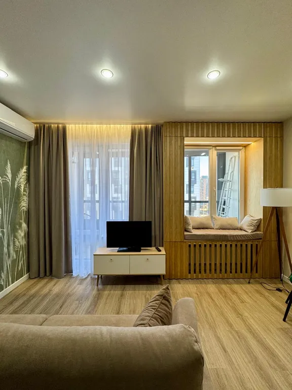 Уютная студия на берегу реки