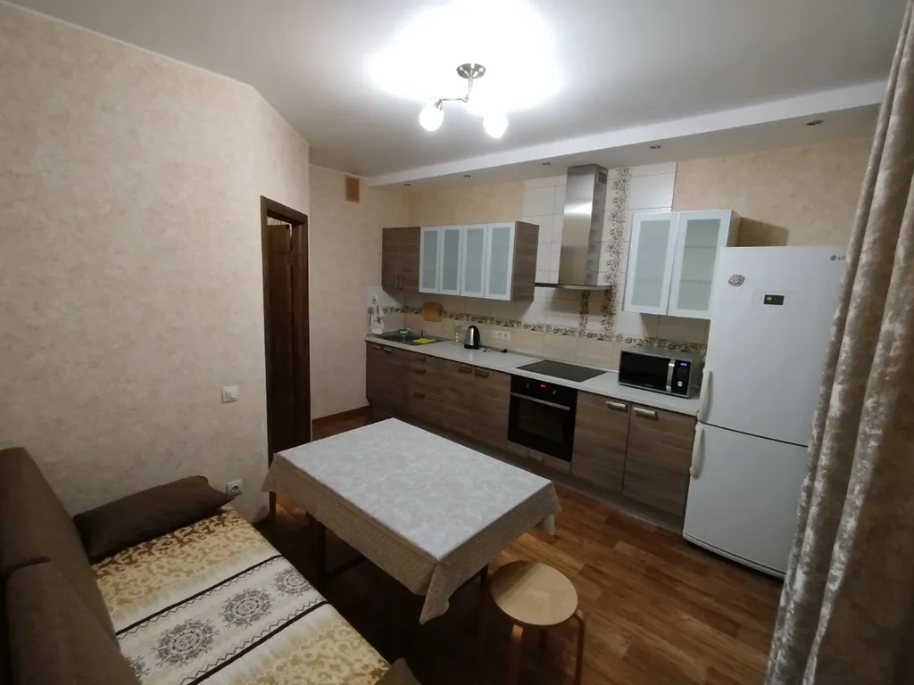 Квартира 1-к.квартира 50м² ул.Сибгата Хакима 42 — Казань