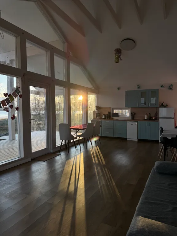 Коттедж Коттедж у озера — Санкт-Петербург