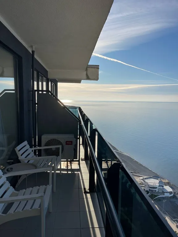 Апартамент с панорамным видом на море бич тауэр