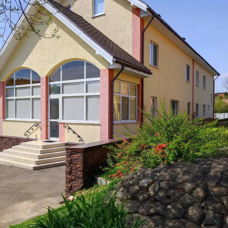 Гостевой дом, коттедж-клуб-баня для семейного отдыха