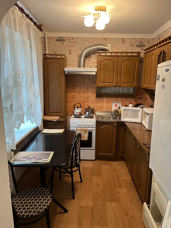 Уютная квартира в центре поселка