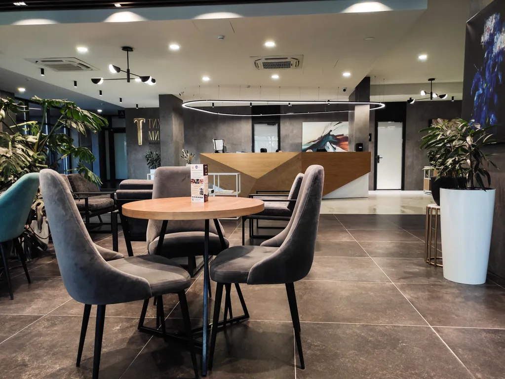 Квартира в небоскребе Тихомиров