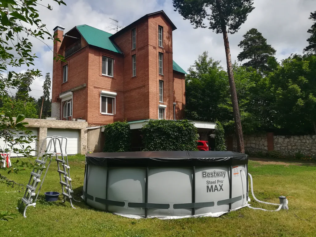 Коттедж на Мастрюковских озерах — аренда посуточно в Волжский