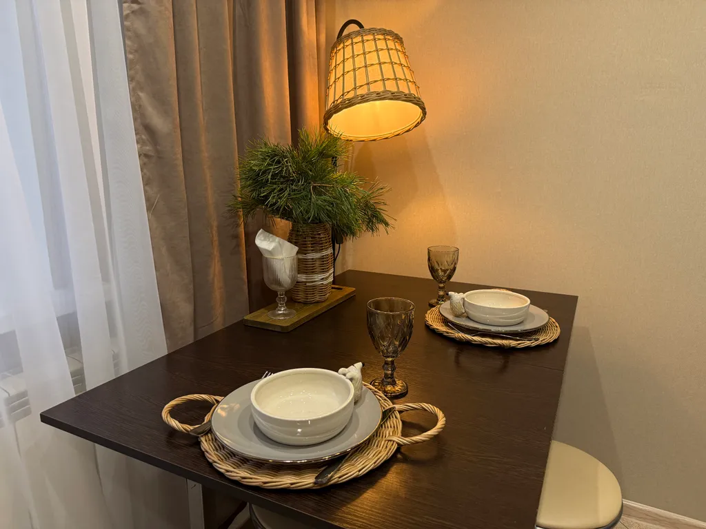 Квартира Шикарная двушка с евроремонтом недалеко от парка Соловьиная роща — аренда посуточно в Смоленск