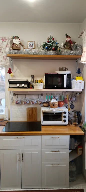 Домик у реки