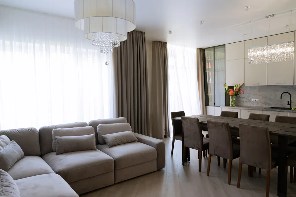 Таунхаус с дизайнерским ремонтом на участке