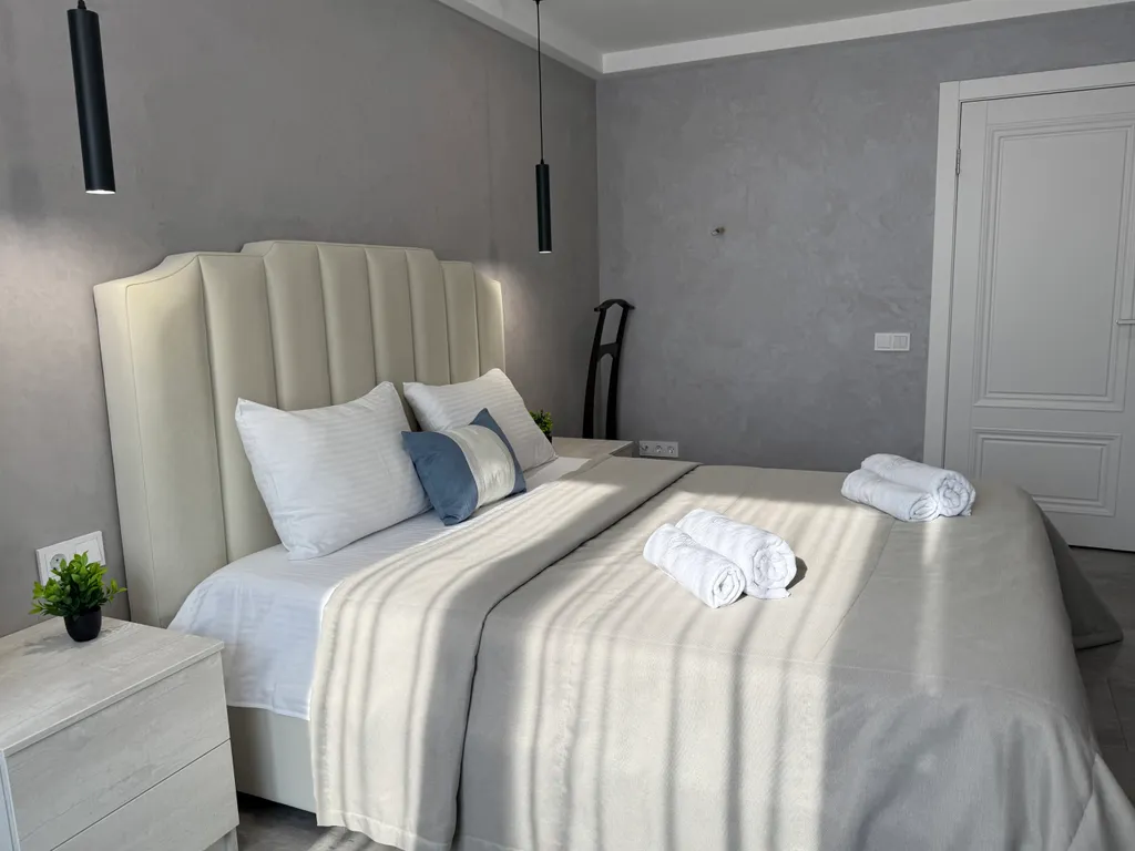 Дизайнерская квартира в центре курортной зоны — аренда посуточно в Железноводск