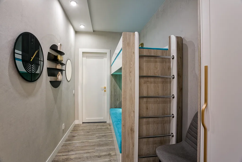 4-комнатная Квартира