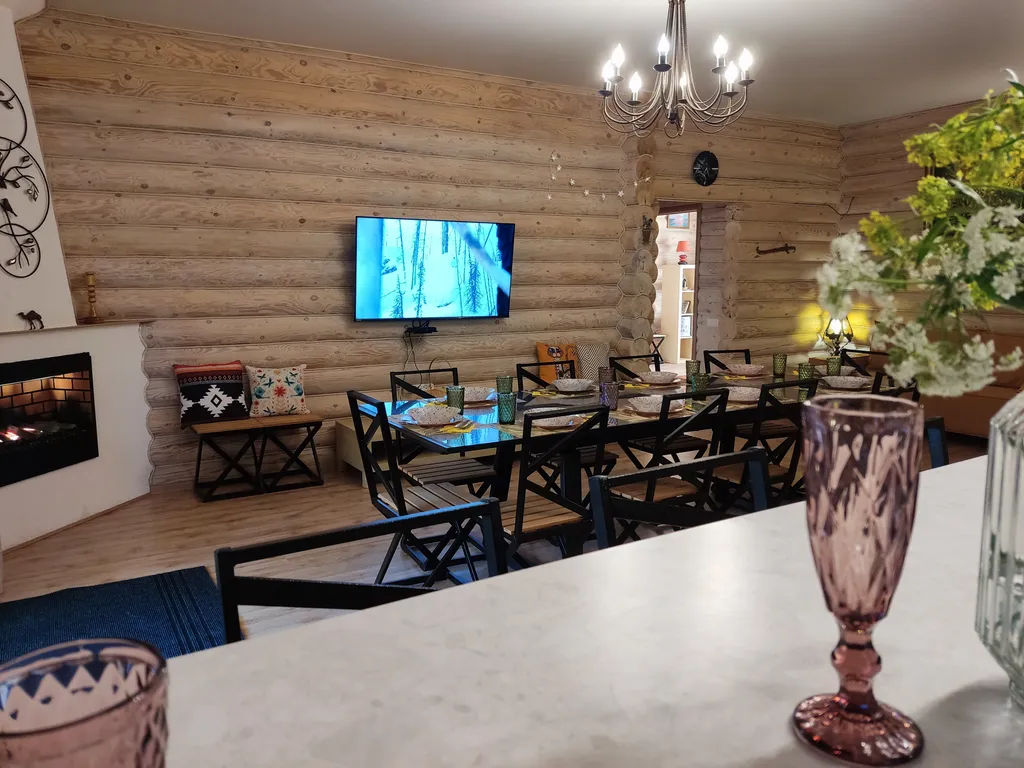 Бревенчатый дом