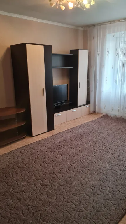 В центре ишима! Просторная 3-комн. Для командировок и семьи