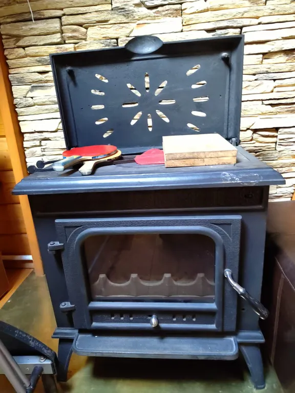 Коттедж Дом для отдыха в живописном месте — Луга