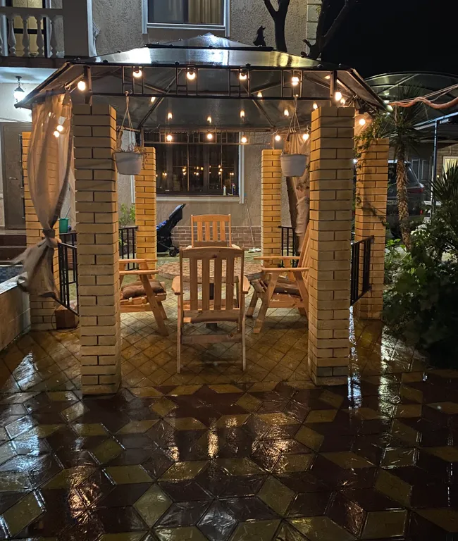 Коттедж Люкс домик — Гагра