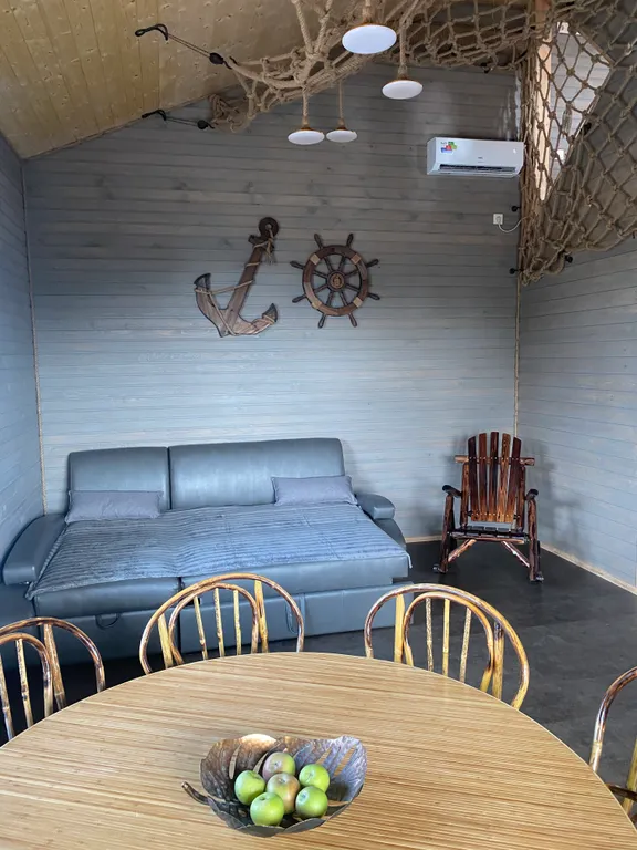 Дом в бухте Перевозная