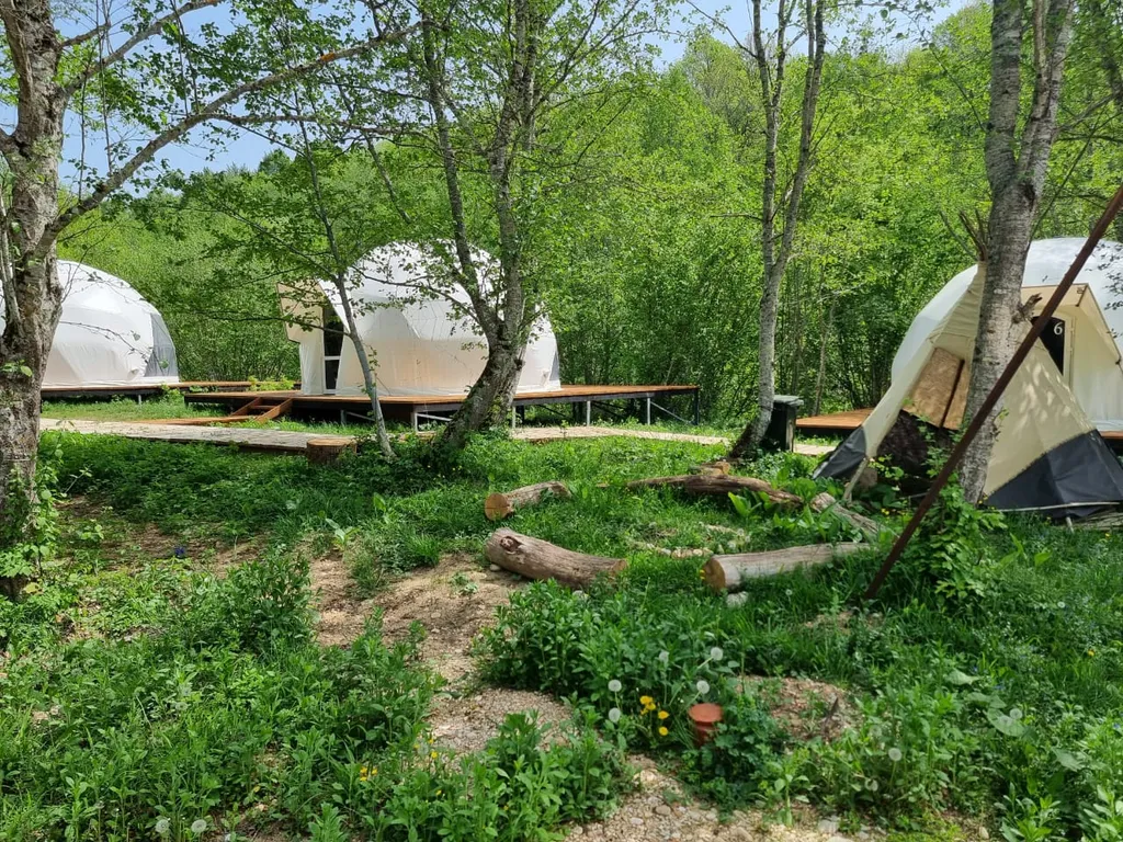 Шамбала Глэмпинг