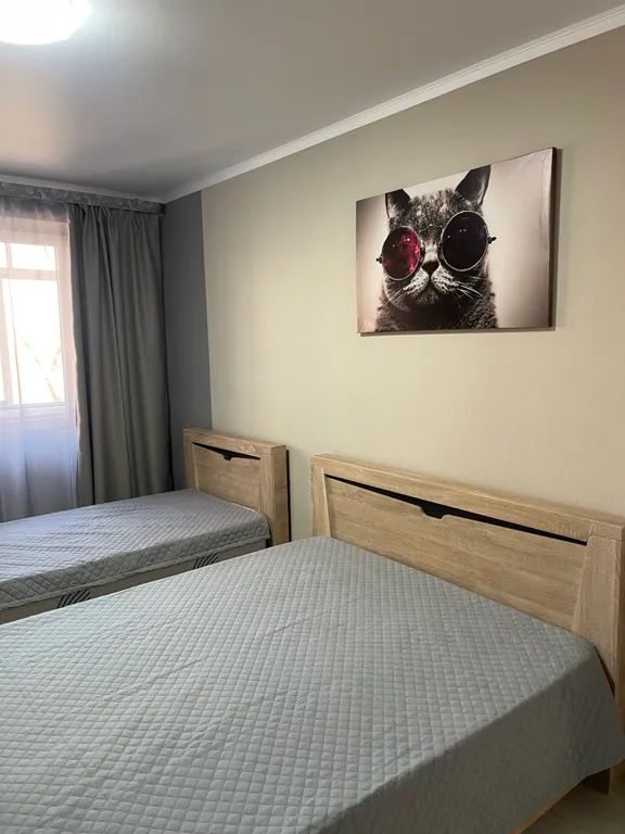 Квартира Двухкомнатная новая жд вокзал — аренда посуточно в Каменск-Шахтинский