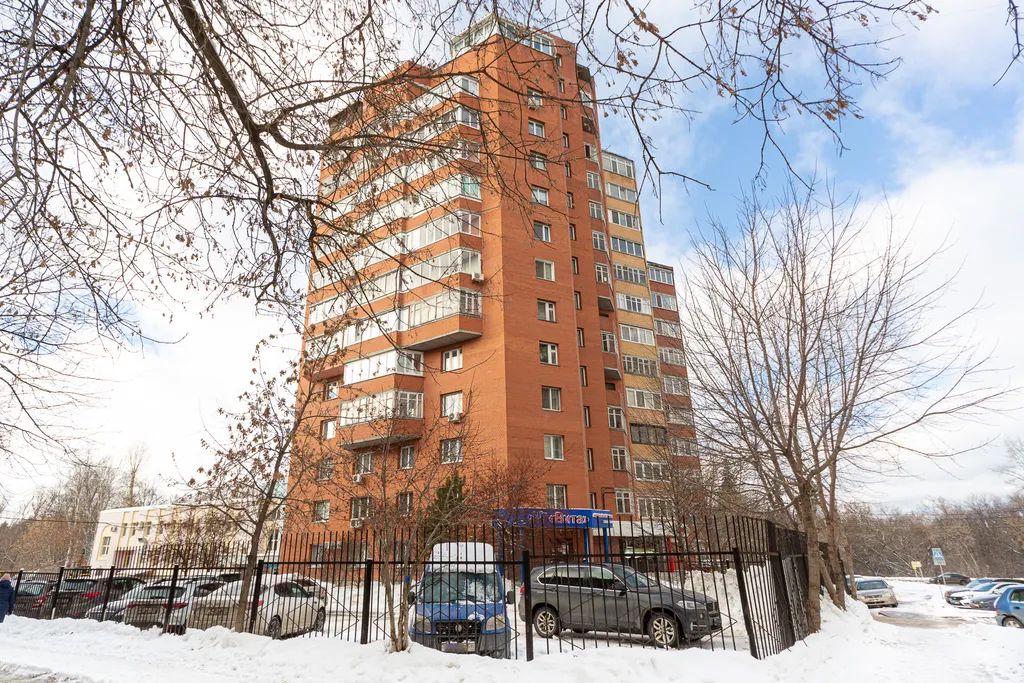 Квартира с видом на парк у трк планета