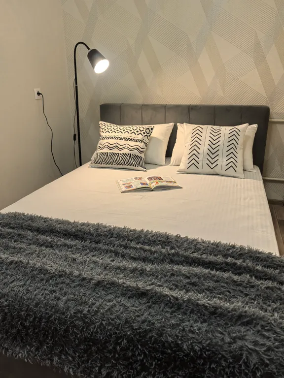 2-комнатная на Фрунзе в центре суперлокация