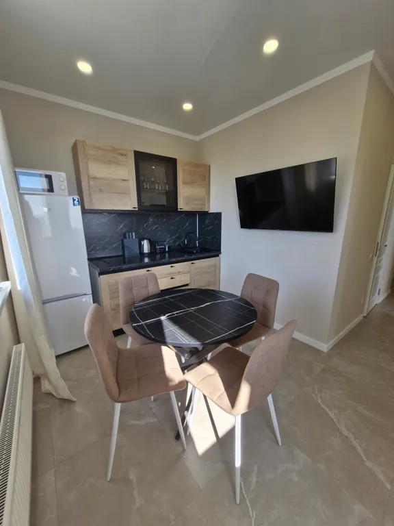 Трёхкомнатная квартира с видом на море и Олимпийский парк