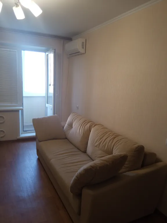 1-комнатная квартира возле ТЦ Капитал и Военного училища — аренда посуточно в Тольятти