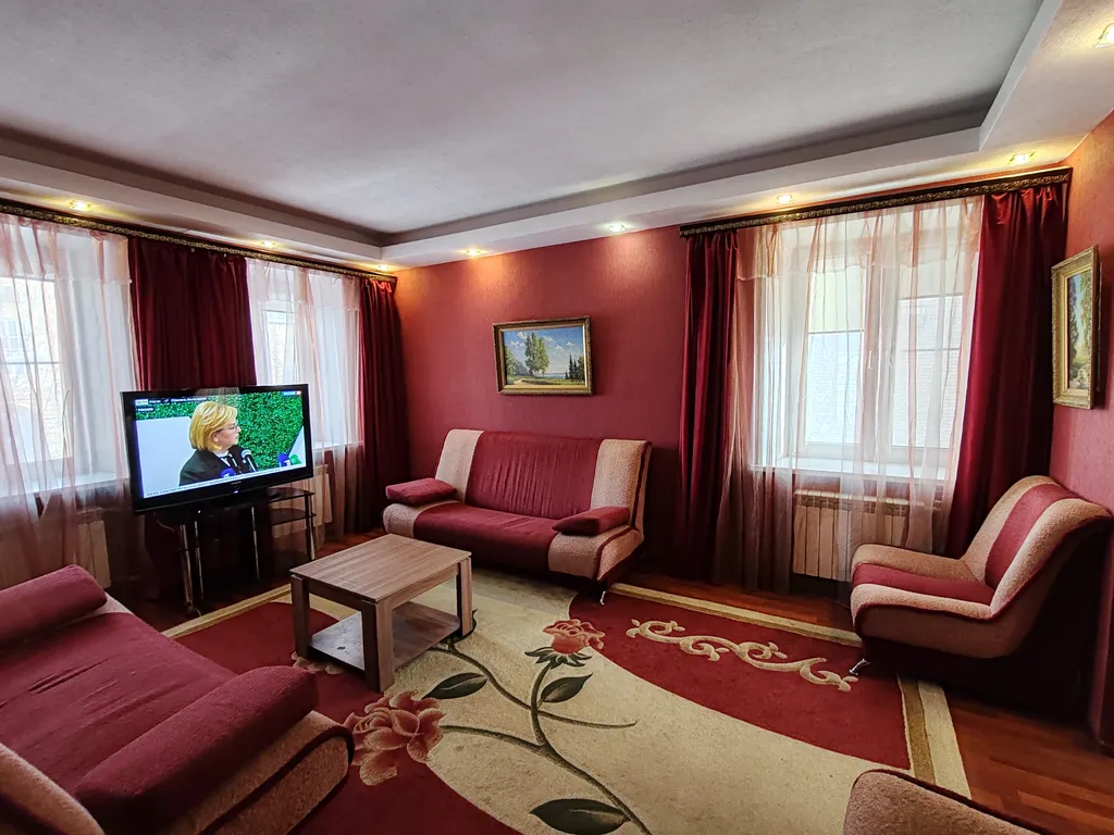 Квартира Красивая сталинка на площади Маяковского — аренда посуточно в Дзержинск