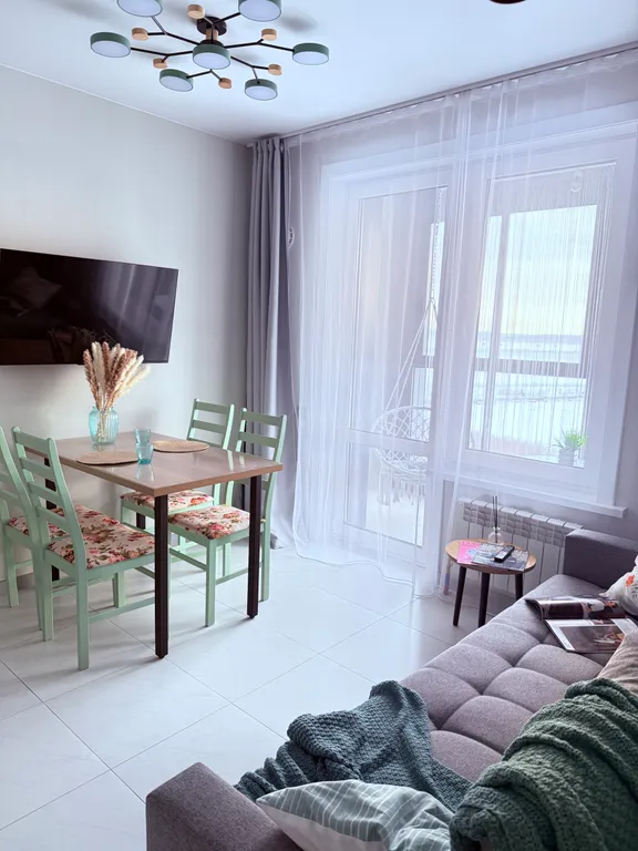 Уютная квартира с Алисой на берегу Ангары