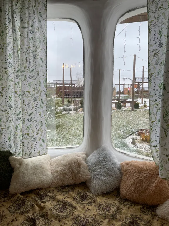 Глиняный домик