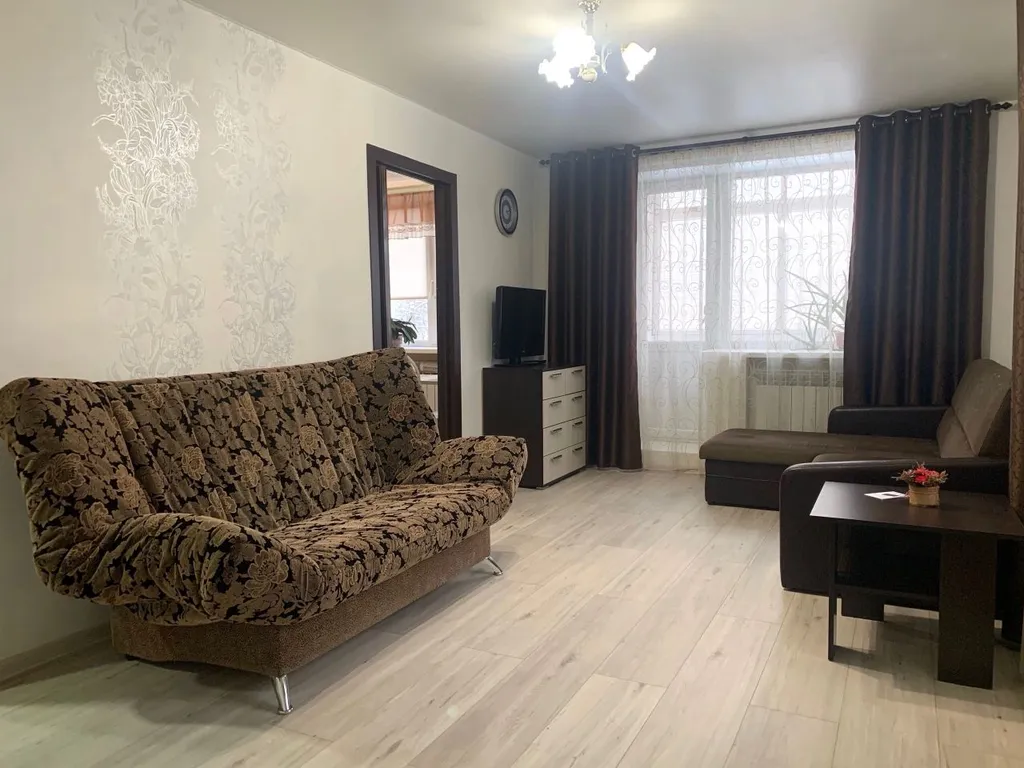 Уютная квартира — аренда посуточно в Киров