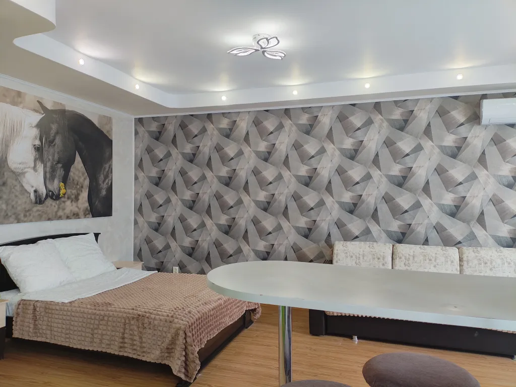 Студия с видом на Волгу