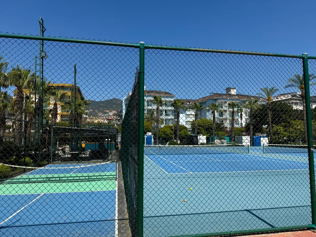 SA Apartments! Luxury 2bd Flat 350m to the Cleopatra Beach