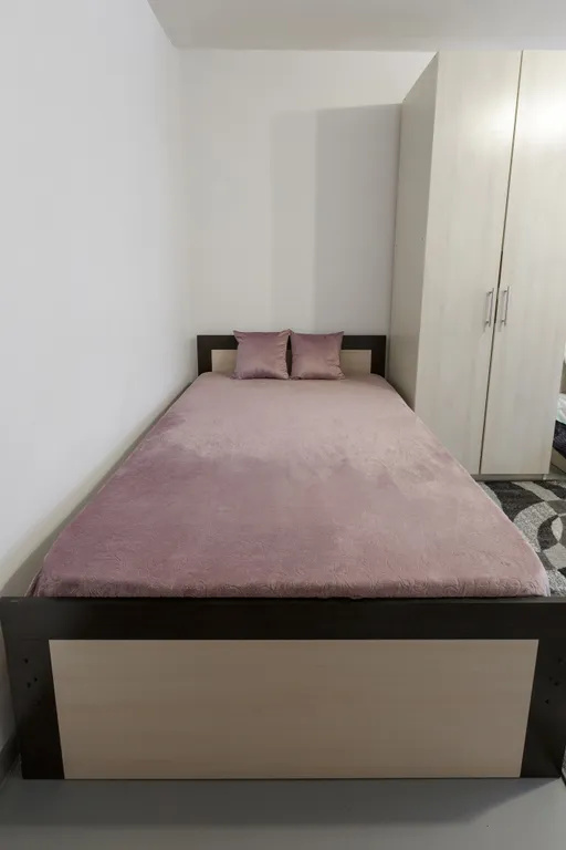 Недорогая 1-комнатная квартира возле БТИ, смоленского архива