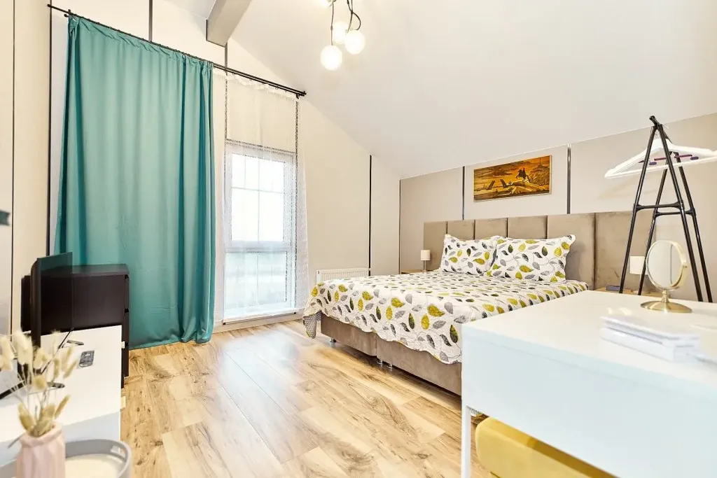 Квартира 3-комнатная Квартира — Иннолово