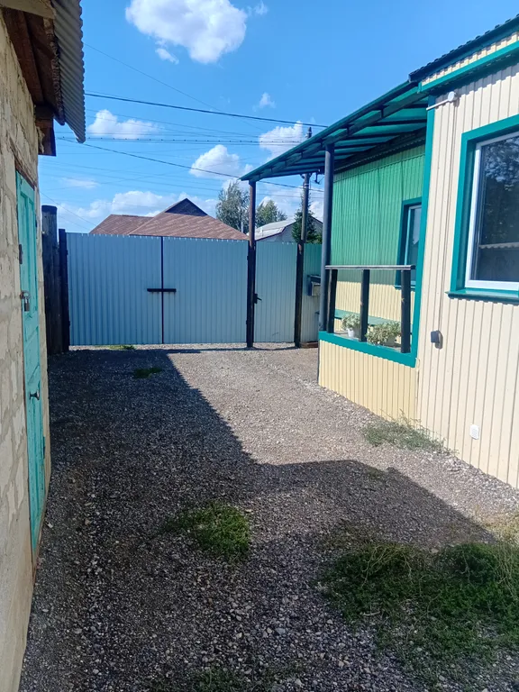 в ПУГАЧЕВЕ .Уютный частный дом с парковкой, тихий район