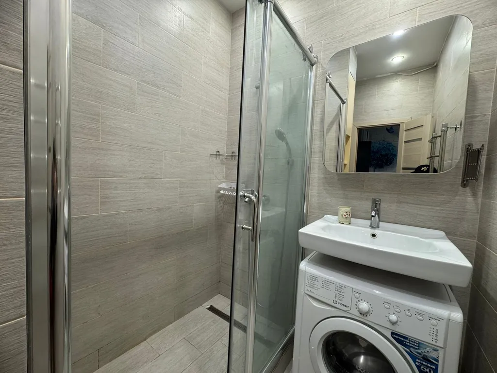 Апартаменты первая линия, у моря, с балконом и видом на горы