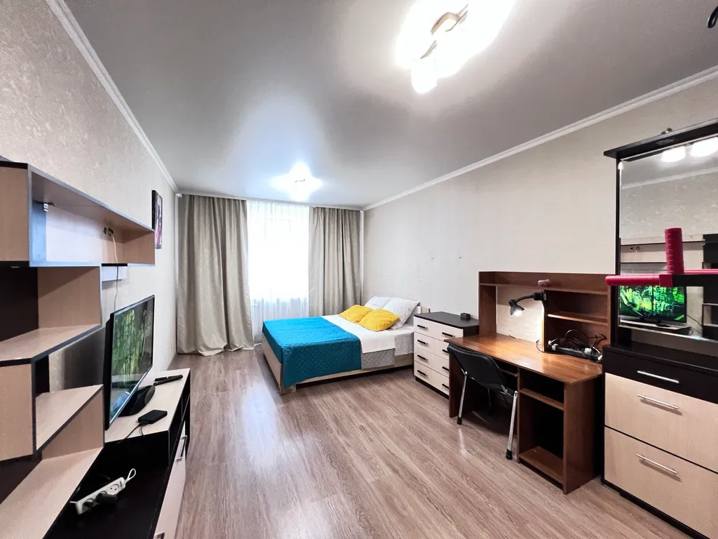 Квартира в центре с панорамными окнами