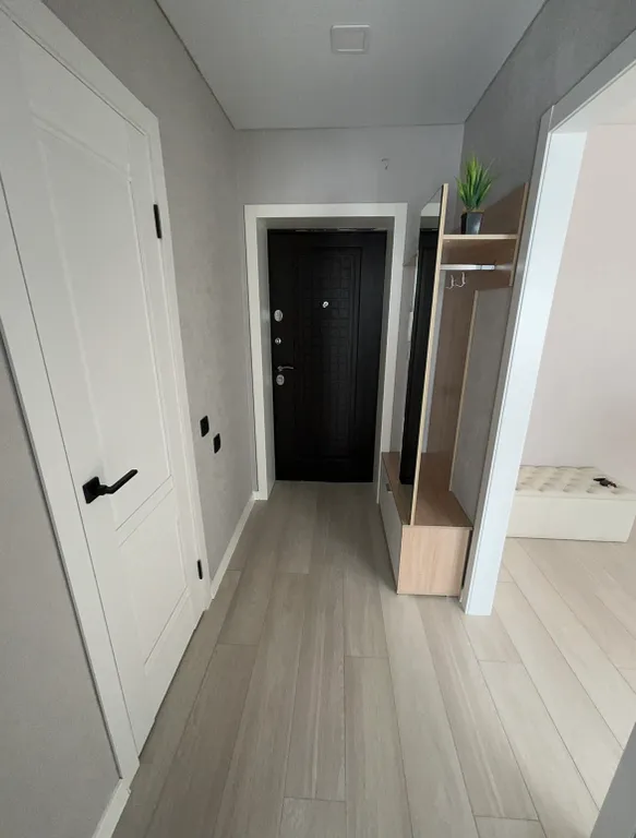 Хорошая квартира с новым ремонтом