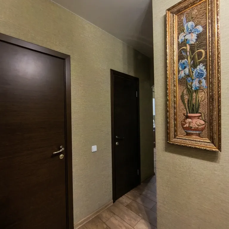 Большая двушка рядом с Суворовским училищем