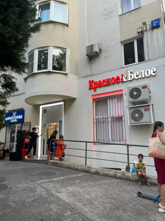 Пентхаус с видом на Морпорт в центре города