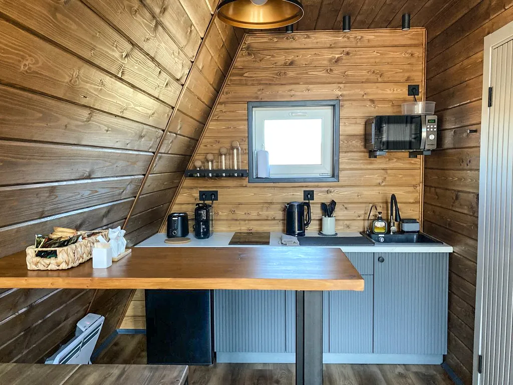 Дом Афрейм с подогреваемой купелью в террасе дома Лисичкино Карелия