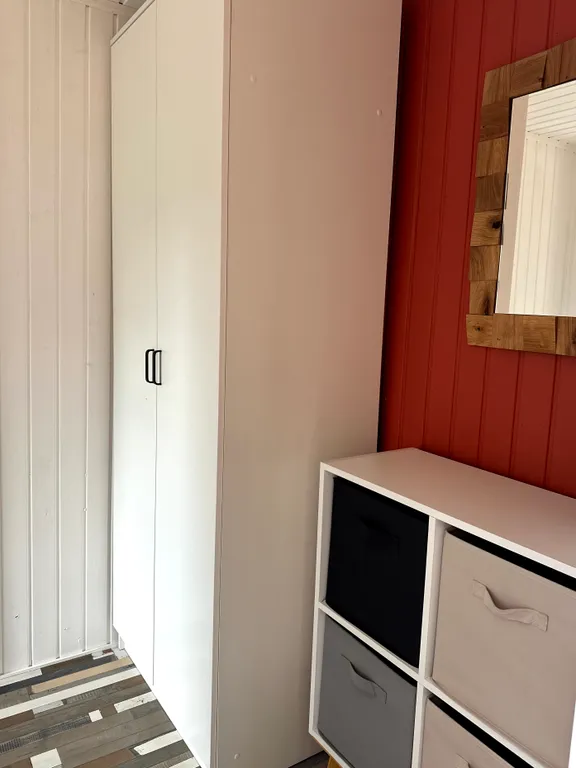 Домик в сосновом лесу