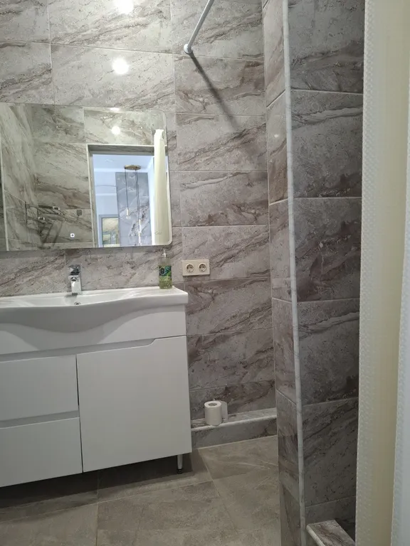 Апартамент с потрясающим видом на горы и море