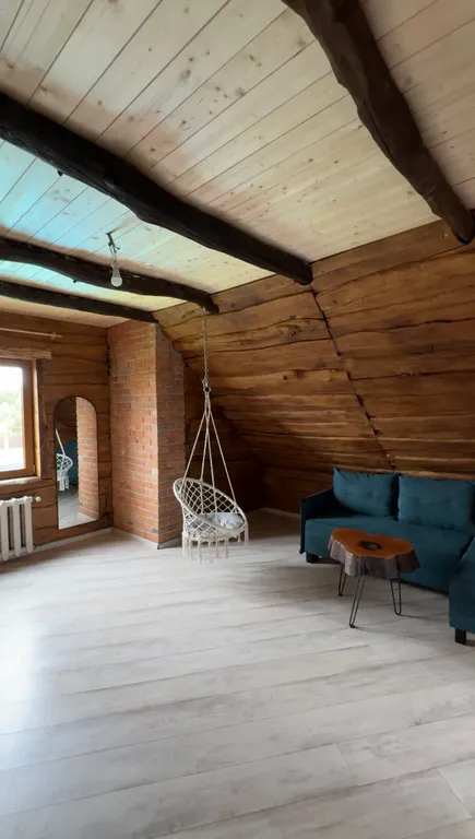 Дом с баней и бассейном