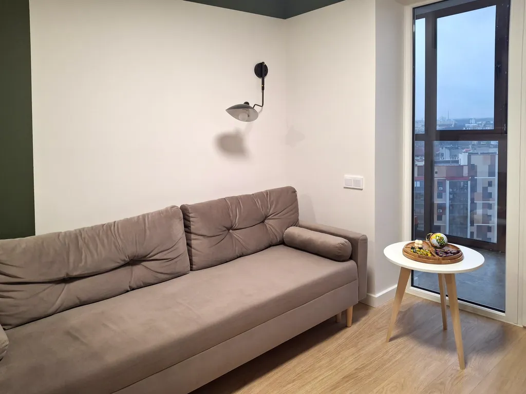 Новая дизайнерская квартира в центре с видом на город