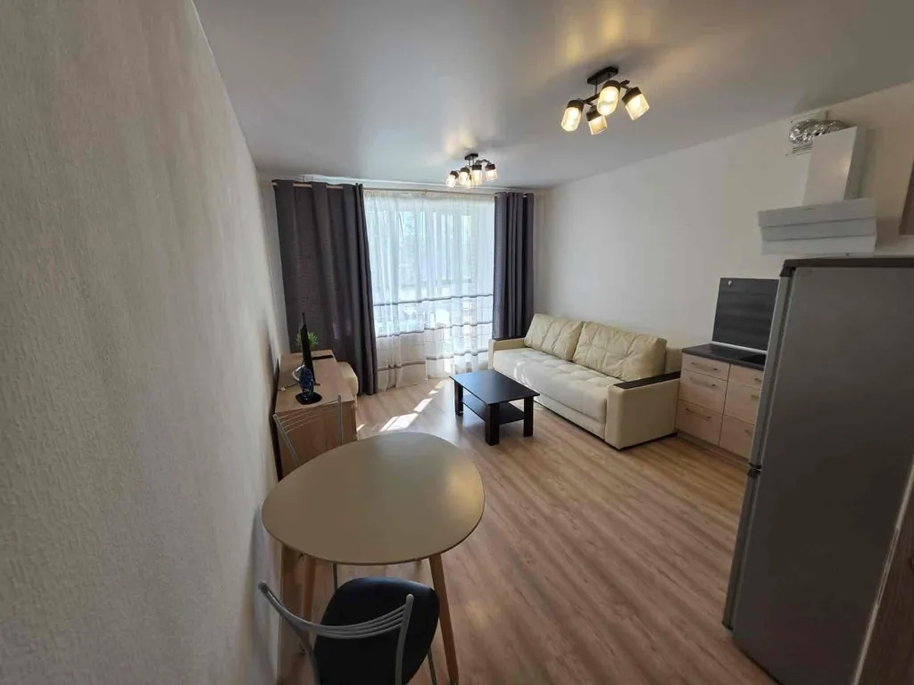 Квартирa рядом со звёздoчкой