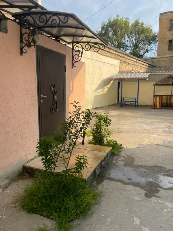 Коттедж Уютный домик в центре города — Махачкала