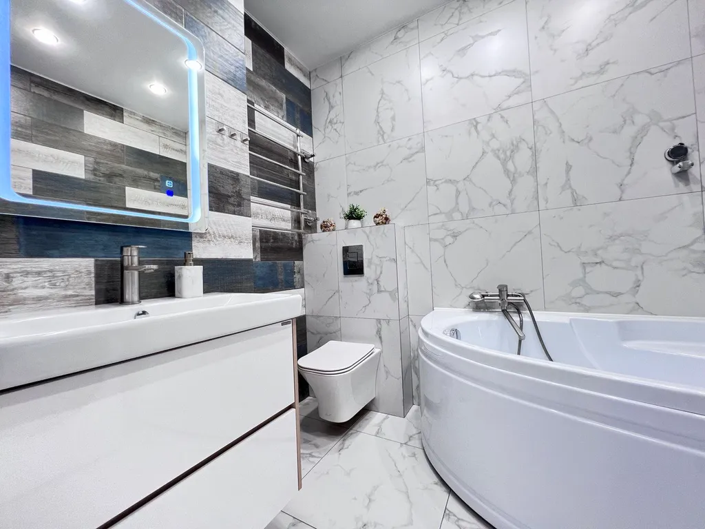 Стильная современная двушка центр