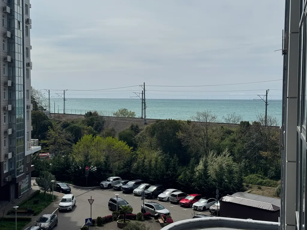 Квартира Однокомнатная квартира с боковым видом на море в жк Посейдон — Сочи