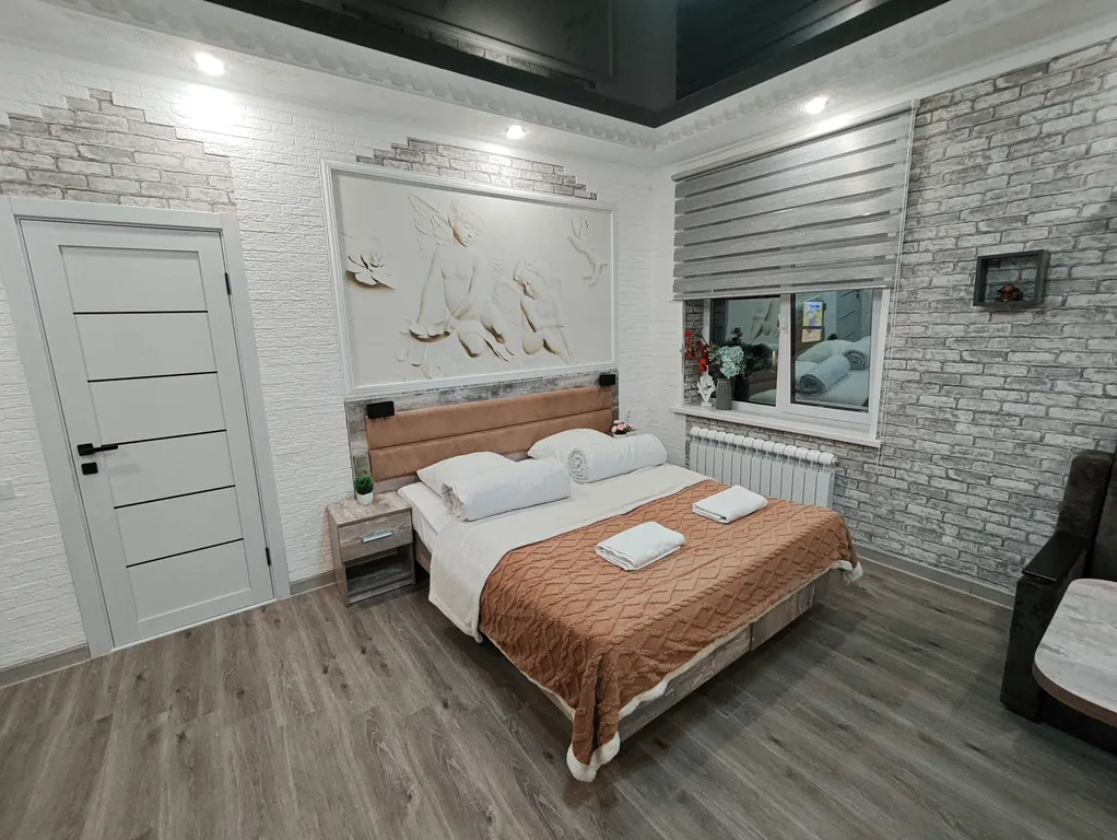 Квартира Просторная студия с новым ремонтом (№9) — аренда посуточно в Шахты