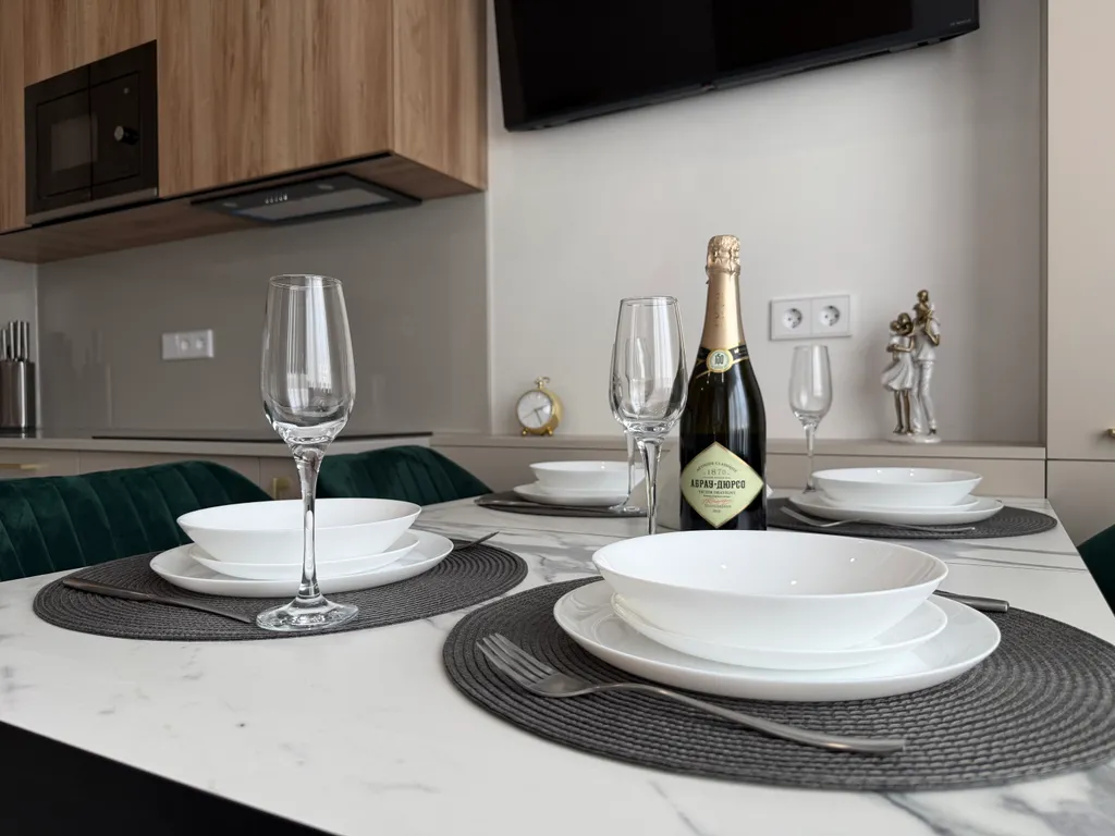 Апартаменты В Изумрудном Городе с дизайнерским ремонтом