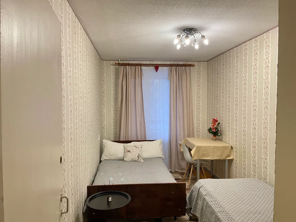 Квартира рядом с пляжем,у кинотеатра "Современник"